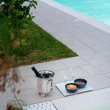 Numeroquattro- Light Blue In Con Giardino E Piscina Apartment
