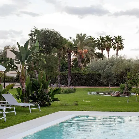 Numeroquattro- Light Blue In Con Giardino E Piscina